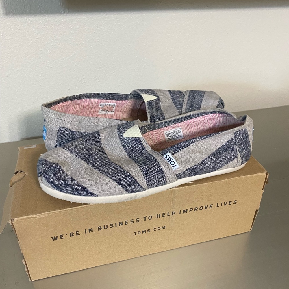 Toms striped shoes - Picture 5 of 8